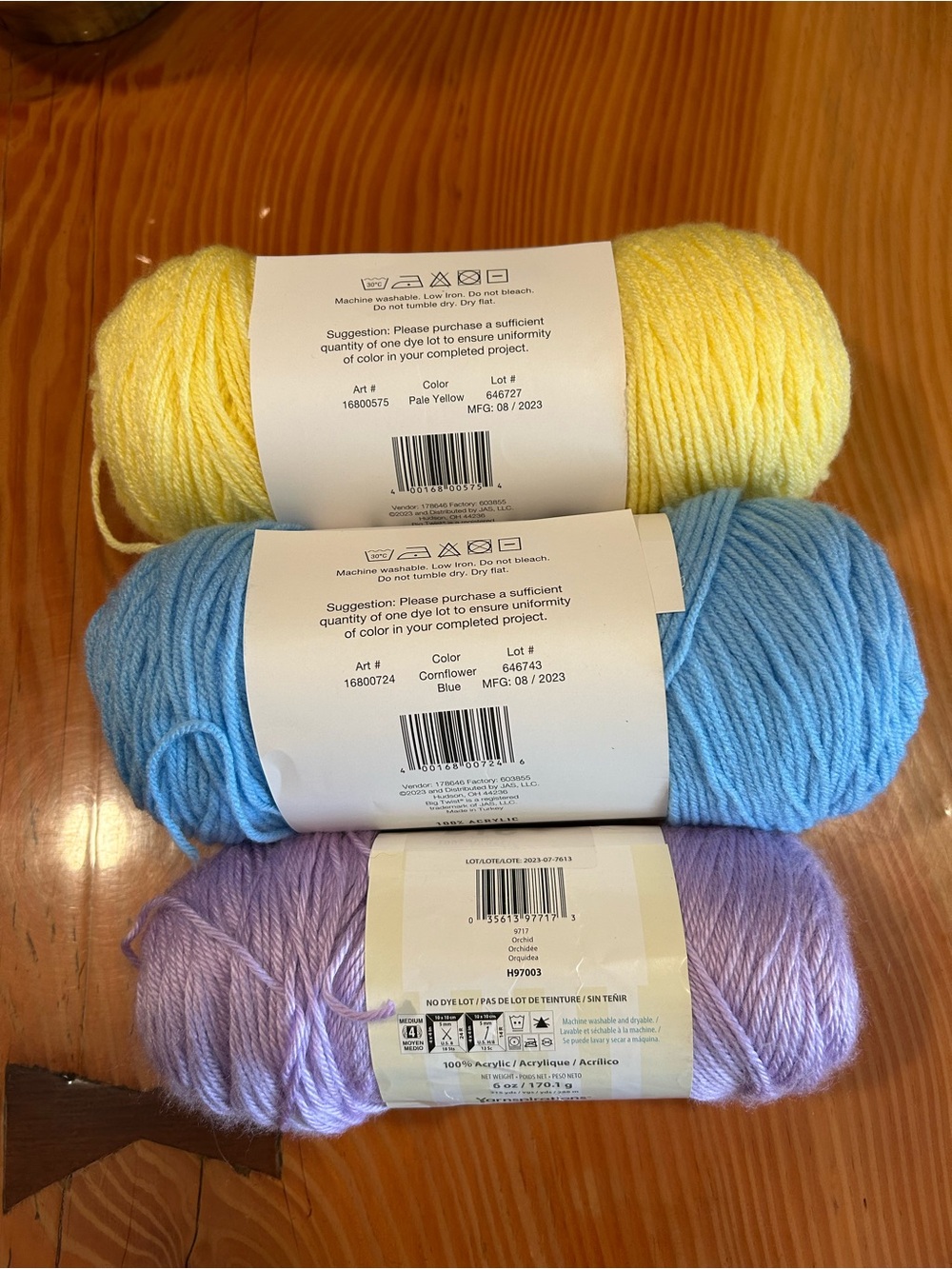 Caron Simply Soft & Big Twist Yarn Bundle - Lavender, Sky Blue, Yellow - Picture 3 of 5